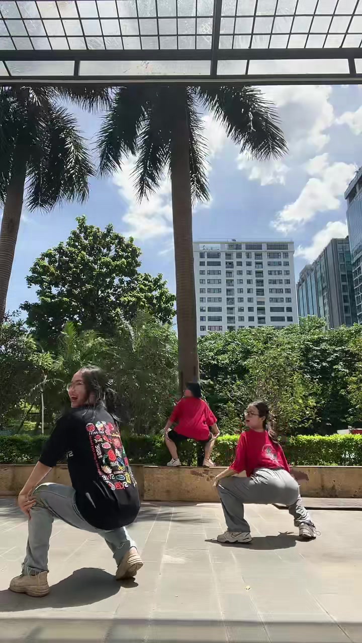 @GỜ HÚT