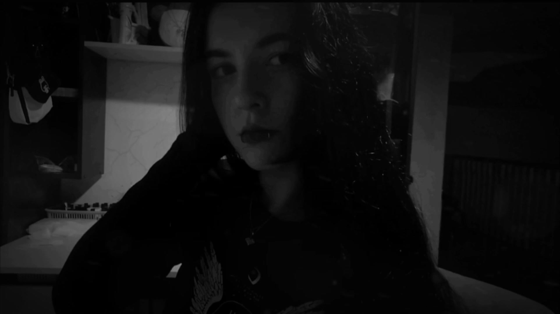 @𝓁𝒾𝓃𝒶𝓍𝓈ℯ𝓁𝒻🕷️