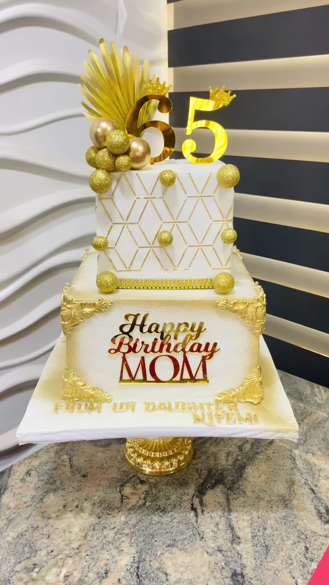 @Bee’s Cakes