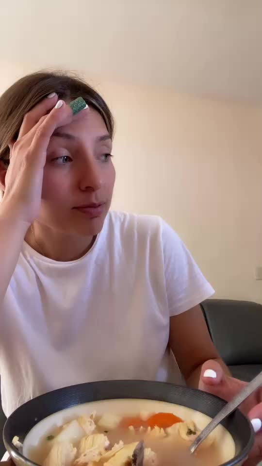 @lesleyamore