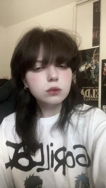 @HeyImYourFriend