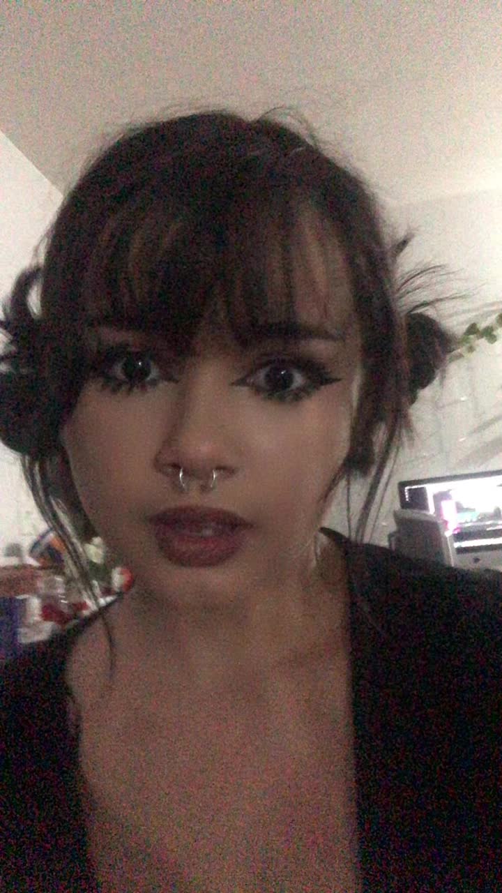 @annabella