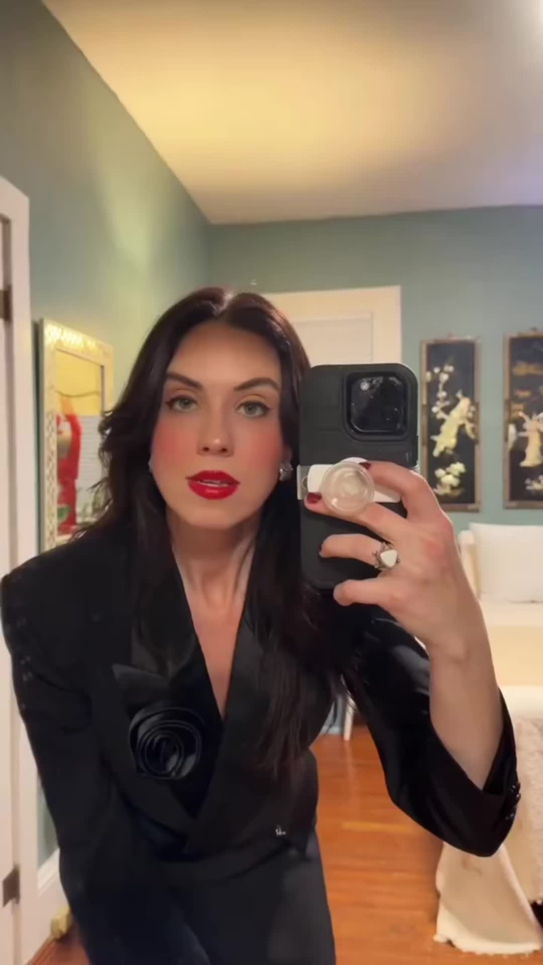 @MJ Gray