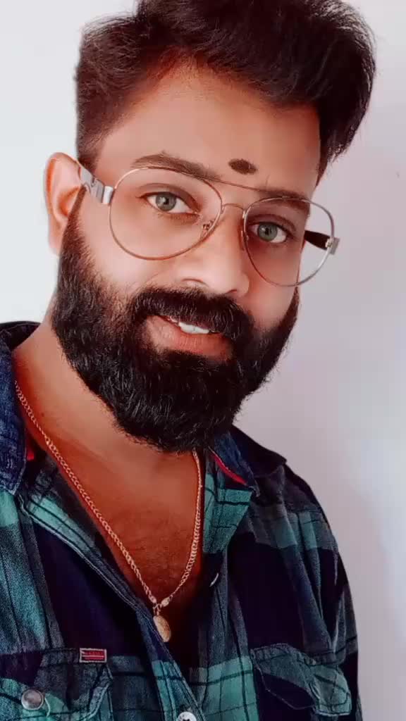 @shyleshnaren😀😀😀💛