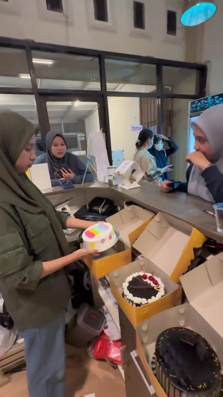 @Kue ultah mksr chocola.cake
