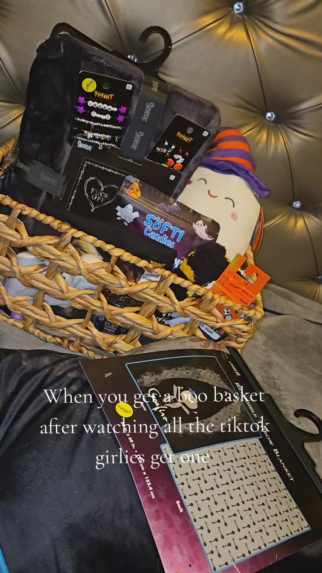 @-_-