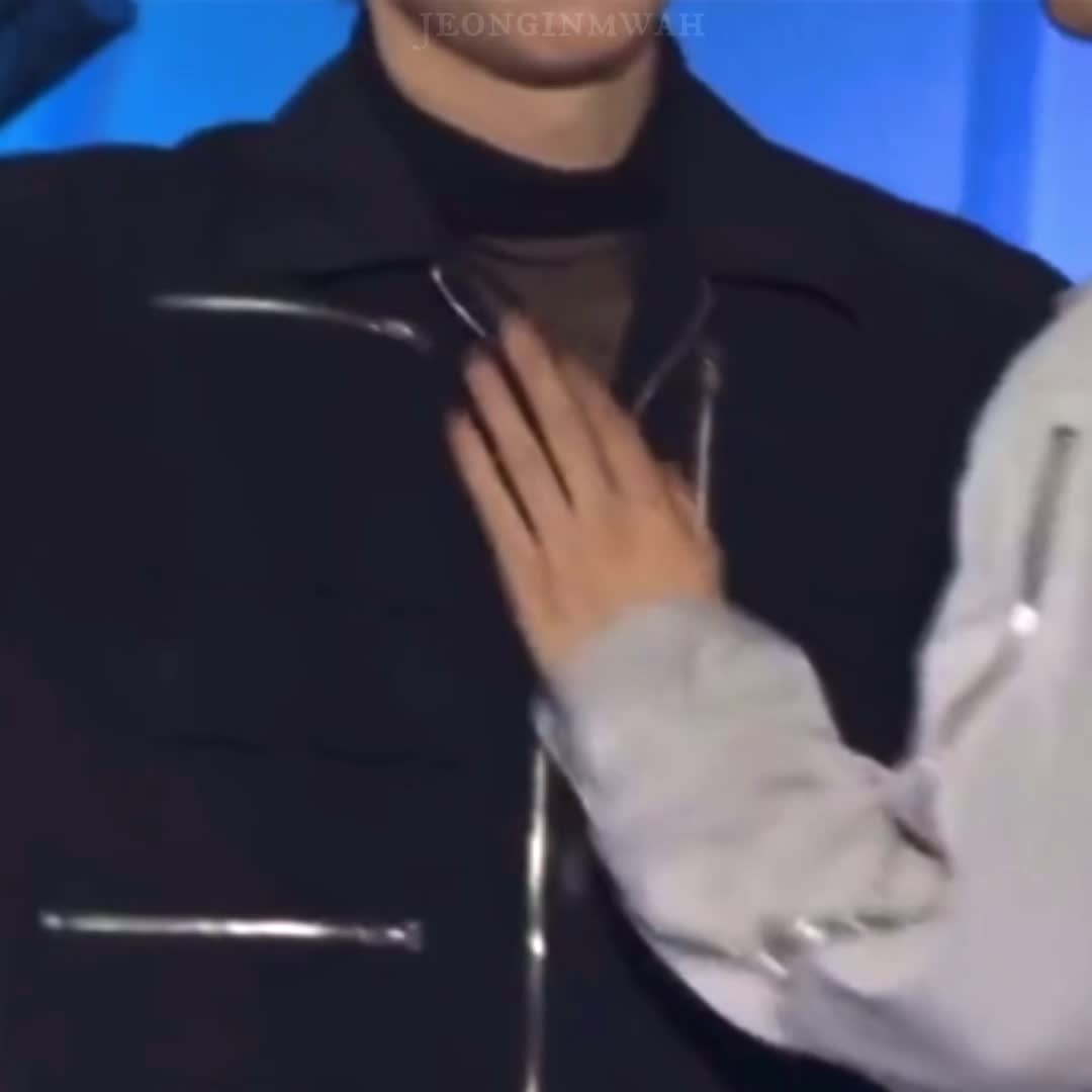 @<3