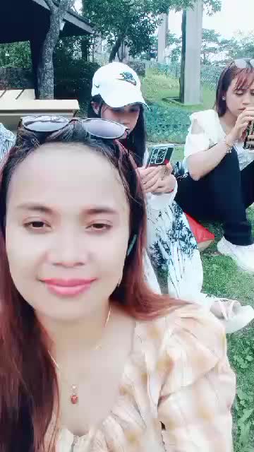 @VhieThathaa