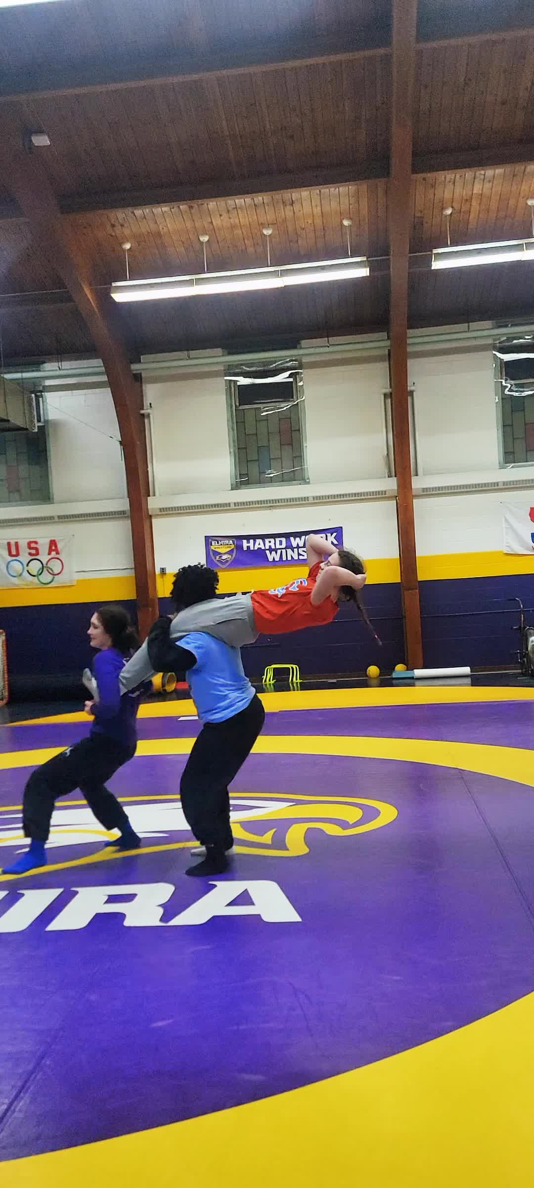 @EC Women's Wrestling