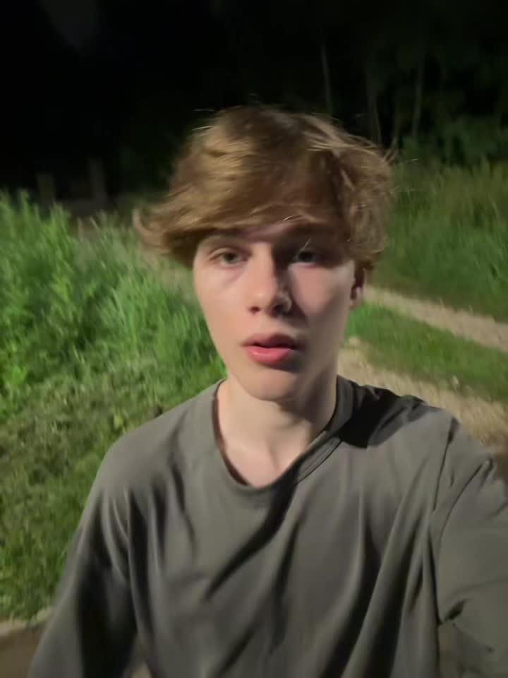 @Илюша🥱