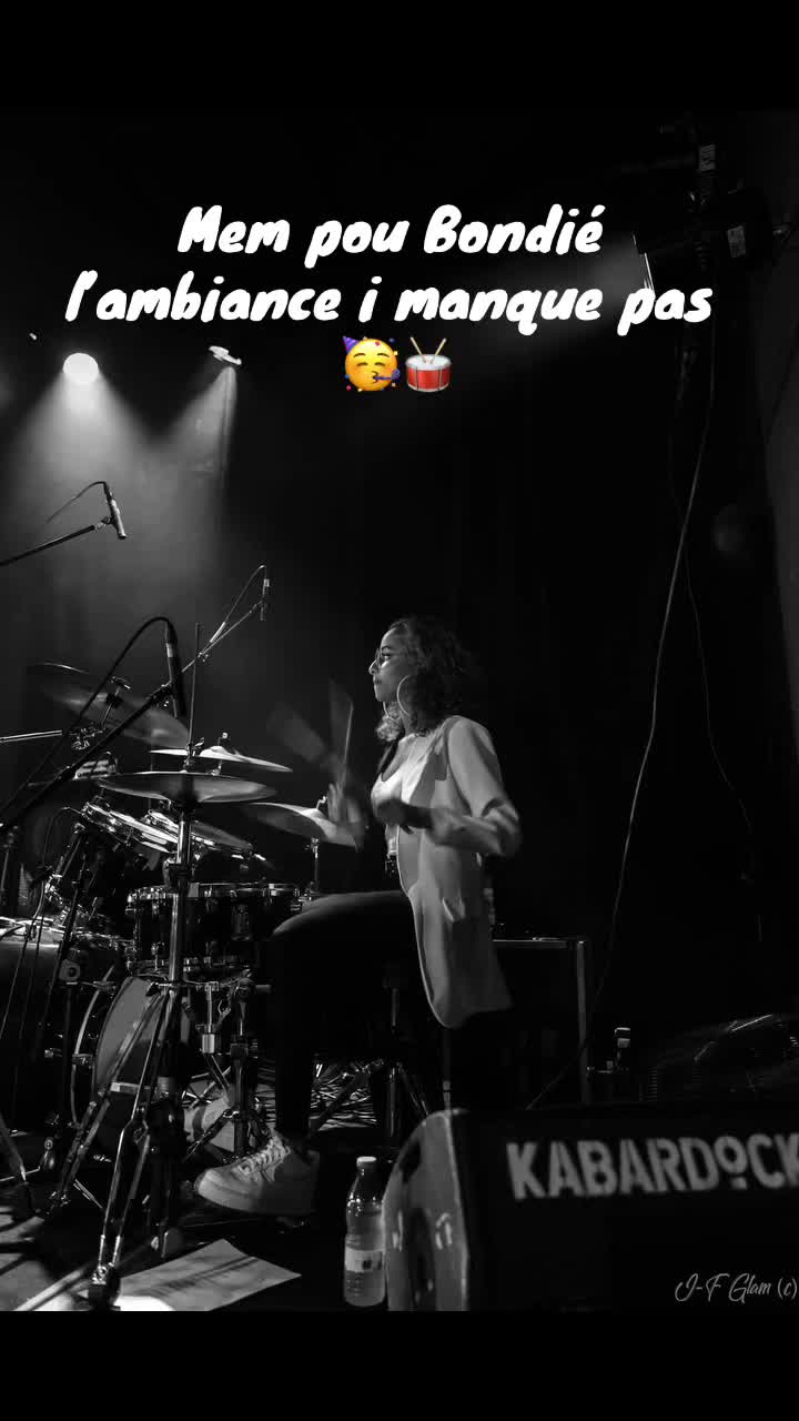 @Chriisteelle🇷🇪