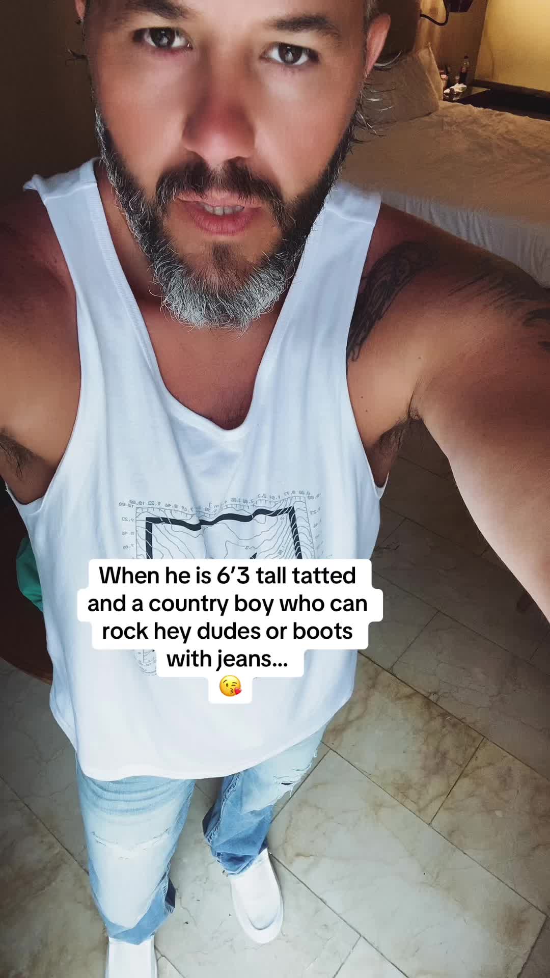 @🦊THE_SILVERFOX_OF_TIKtok🦊