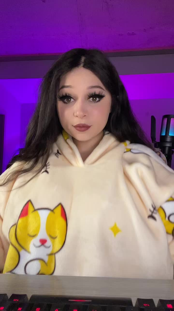 @CayYay💕