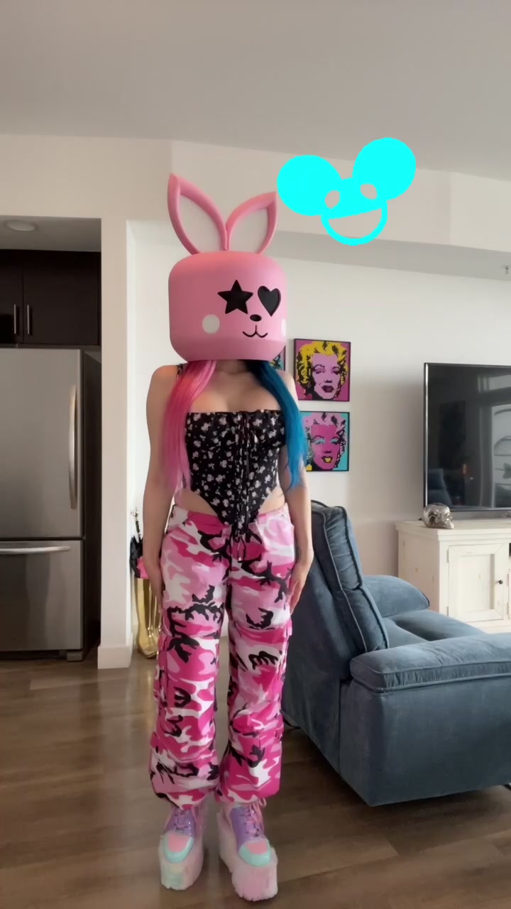 @TRIXXIE