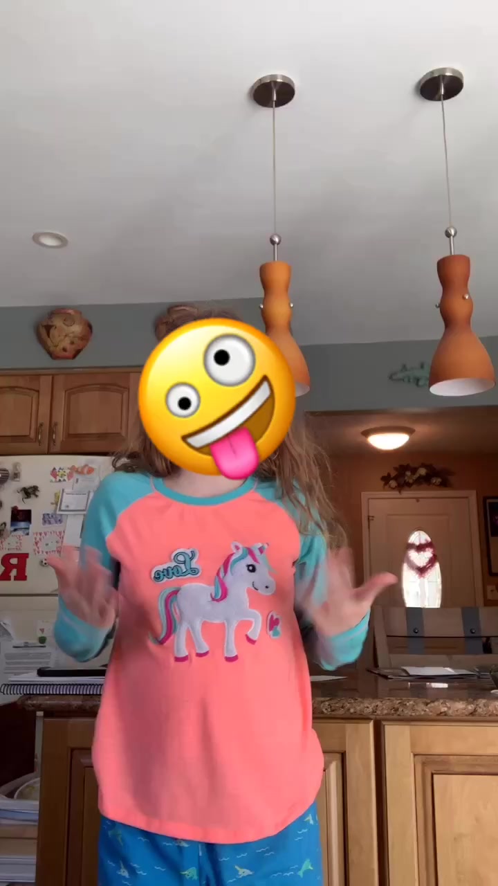 @👹