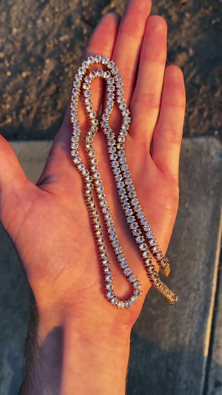 @GrayQJewelry