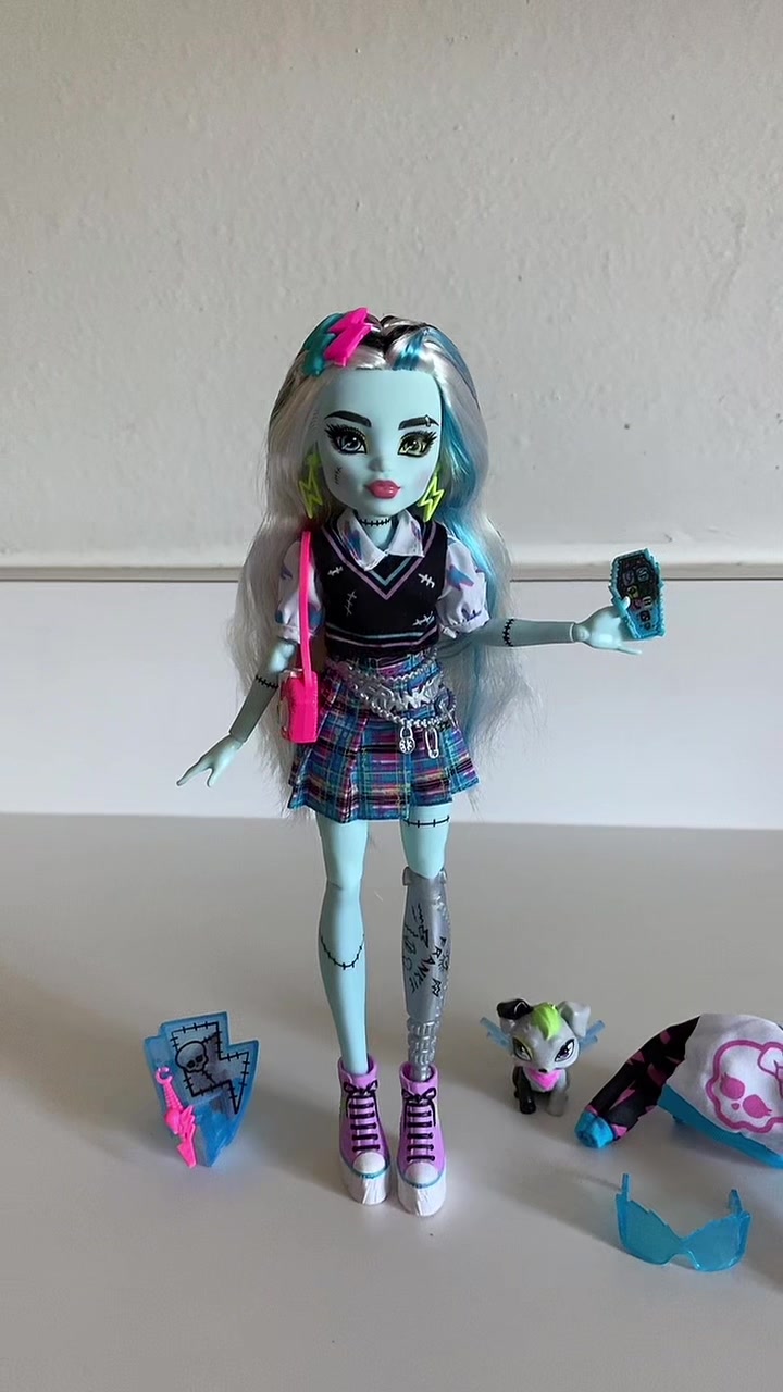 @M🕸️