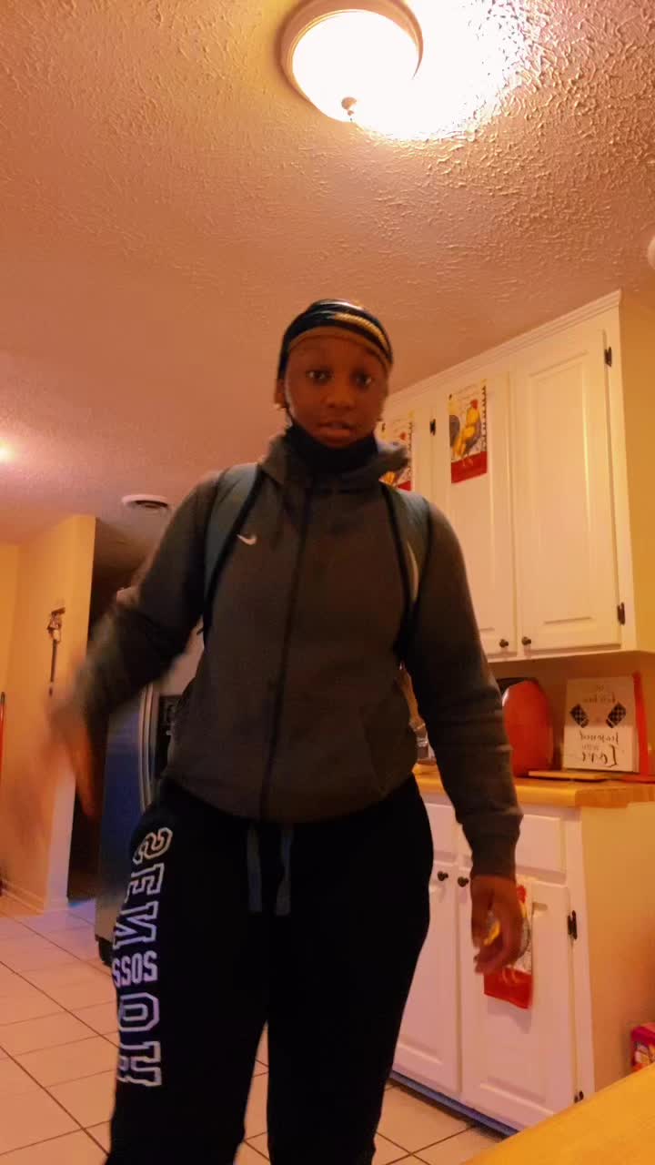 @N A E E 🤍