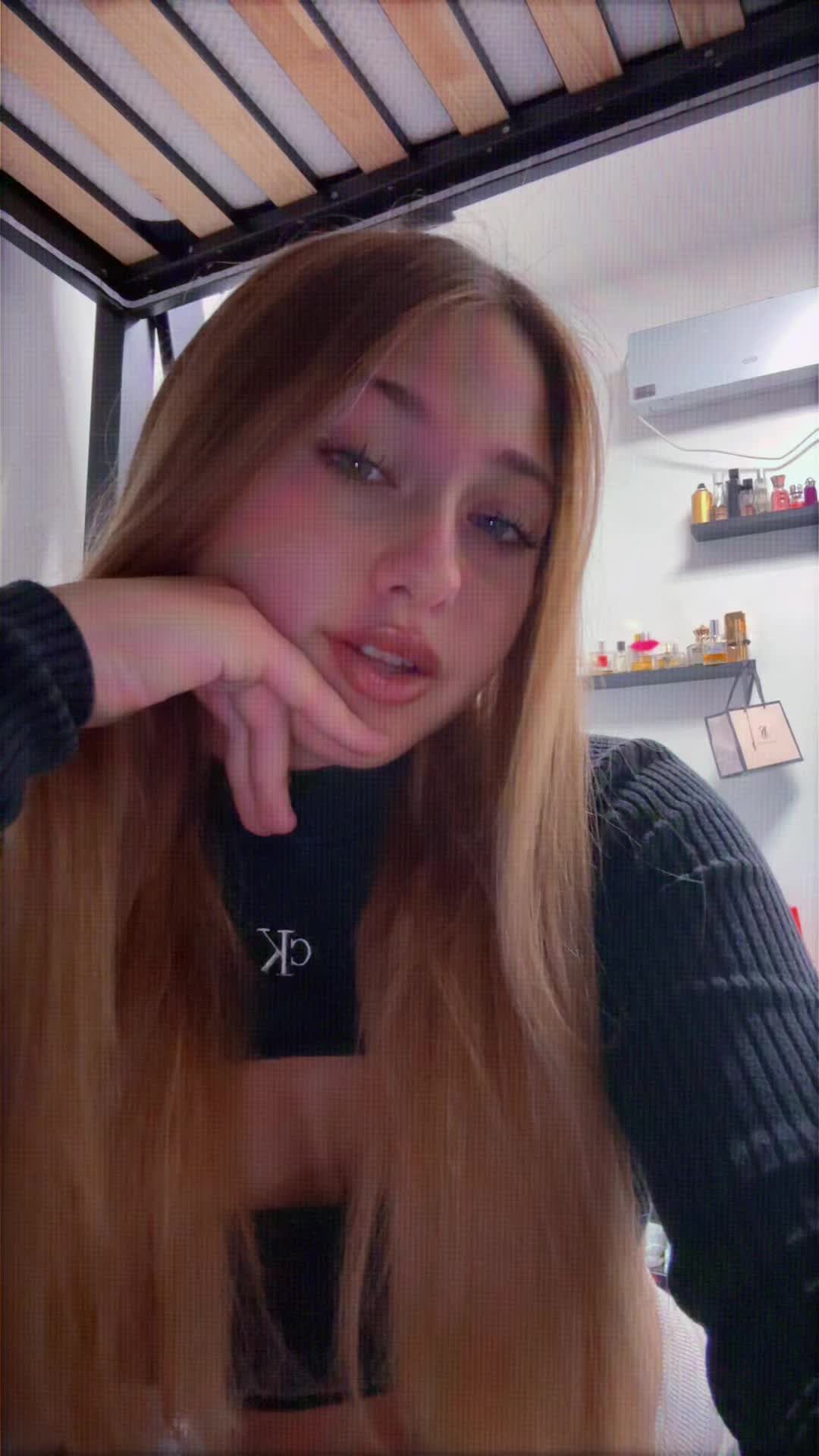 @𝕹💸