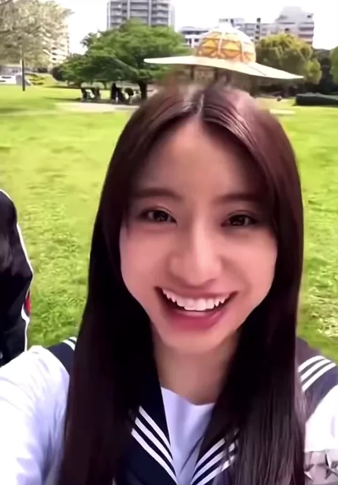 @QUAXARI