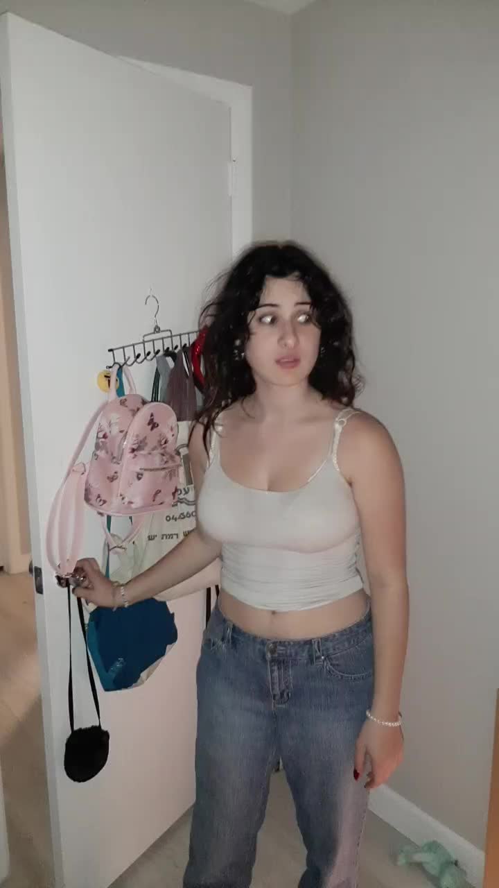 @Lara