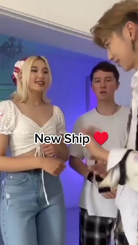 @Someone_Edit_My_Videos_xD_PfP_