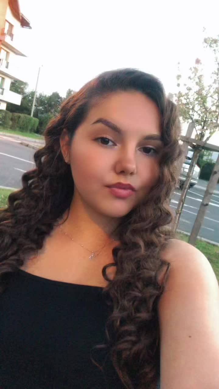@𝓢𝓽𝓮𝓶𝓶𝓮𝓻 𝓩𝓼𝓪𝓷𝓮𝓽𝓽