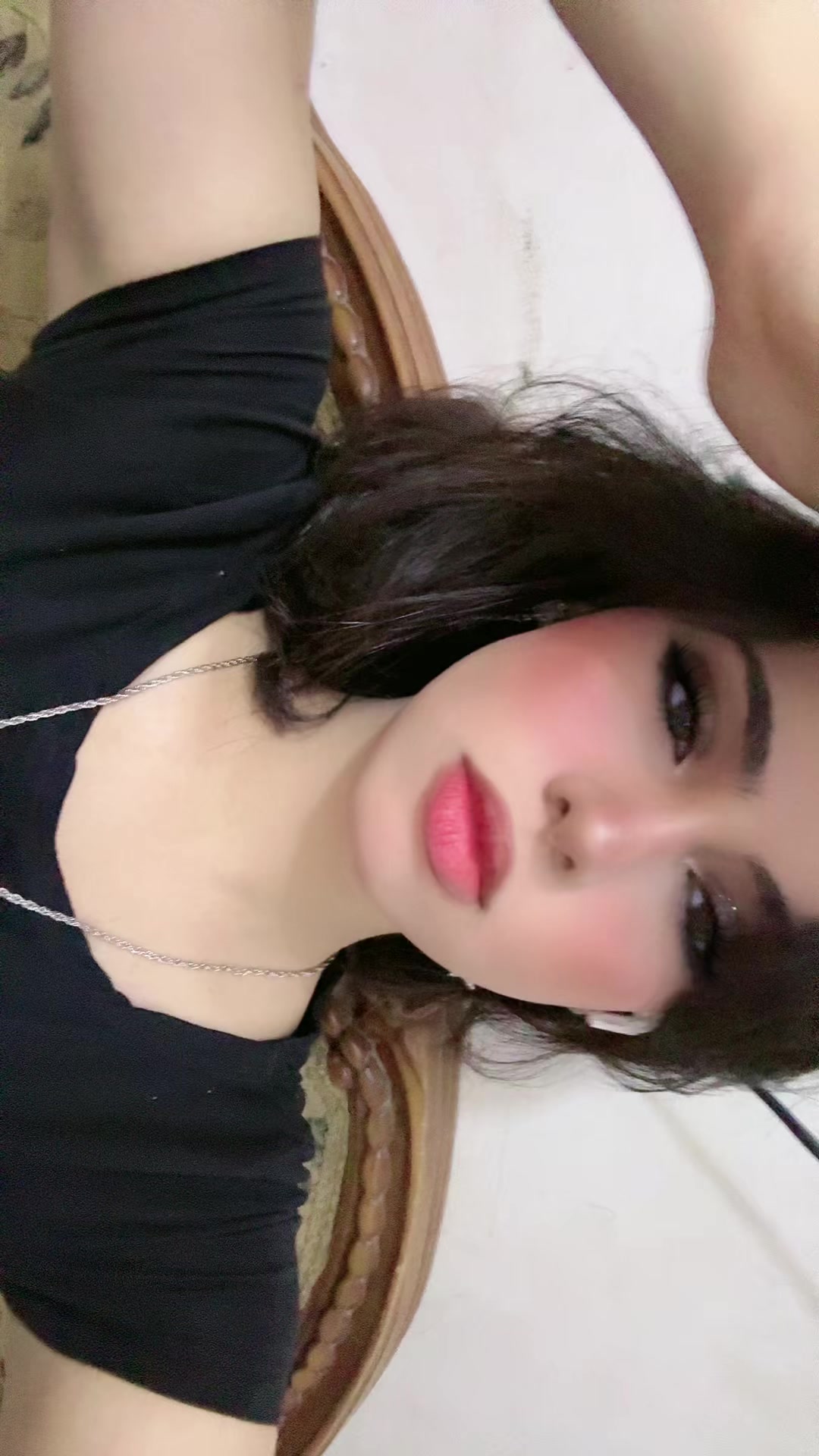 @Nia๐ฏ๏ธ
