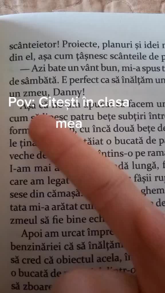 @Sky_cea_cu_cărții