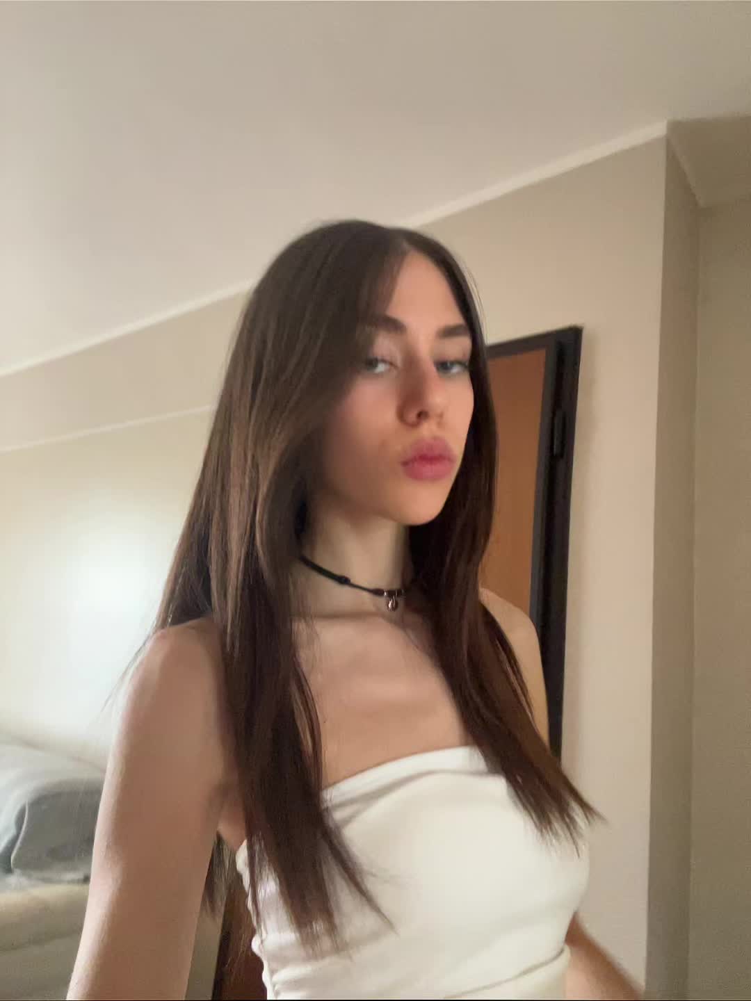 @nicole