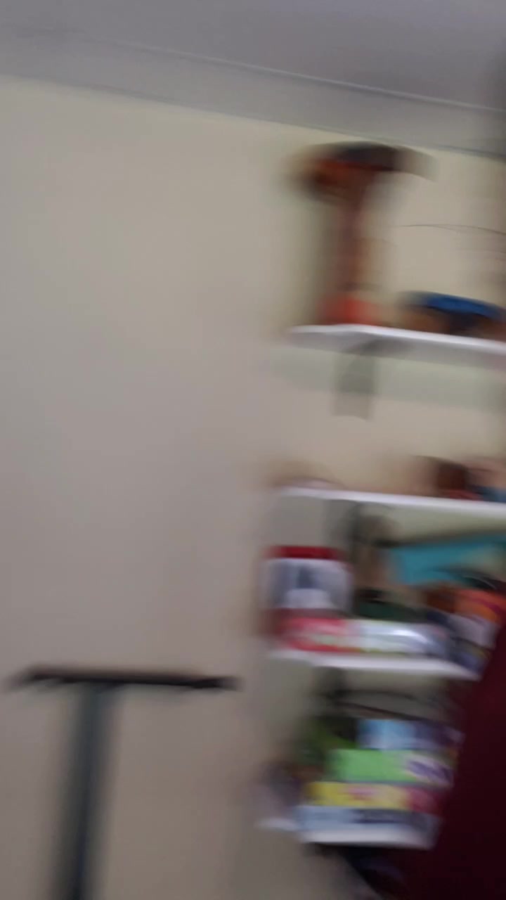 @MadHatters_Laugh