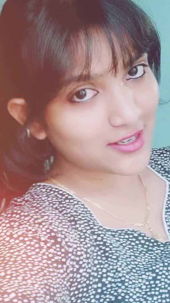 @👑Deepthee Dimple👑
