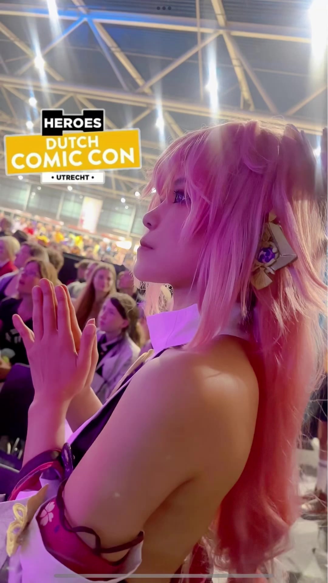 @Misa idol cosplayer