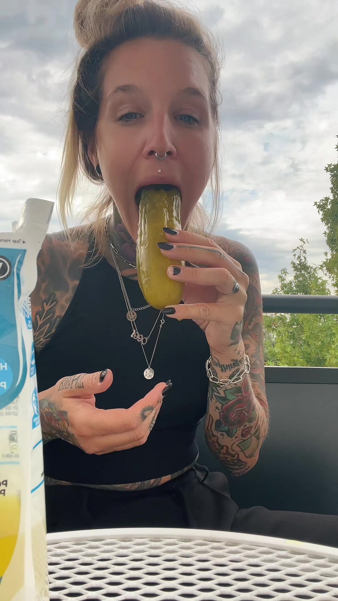 @Lisa Rocketcock 🚀