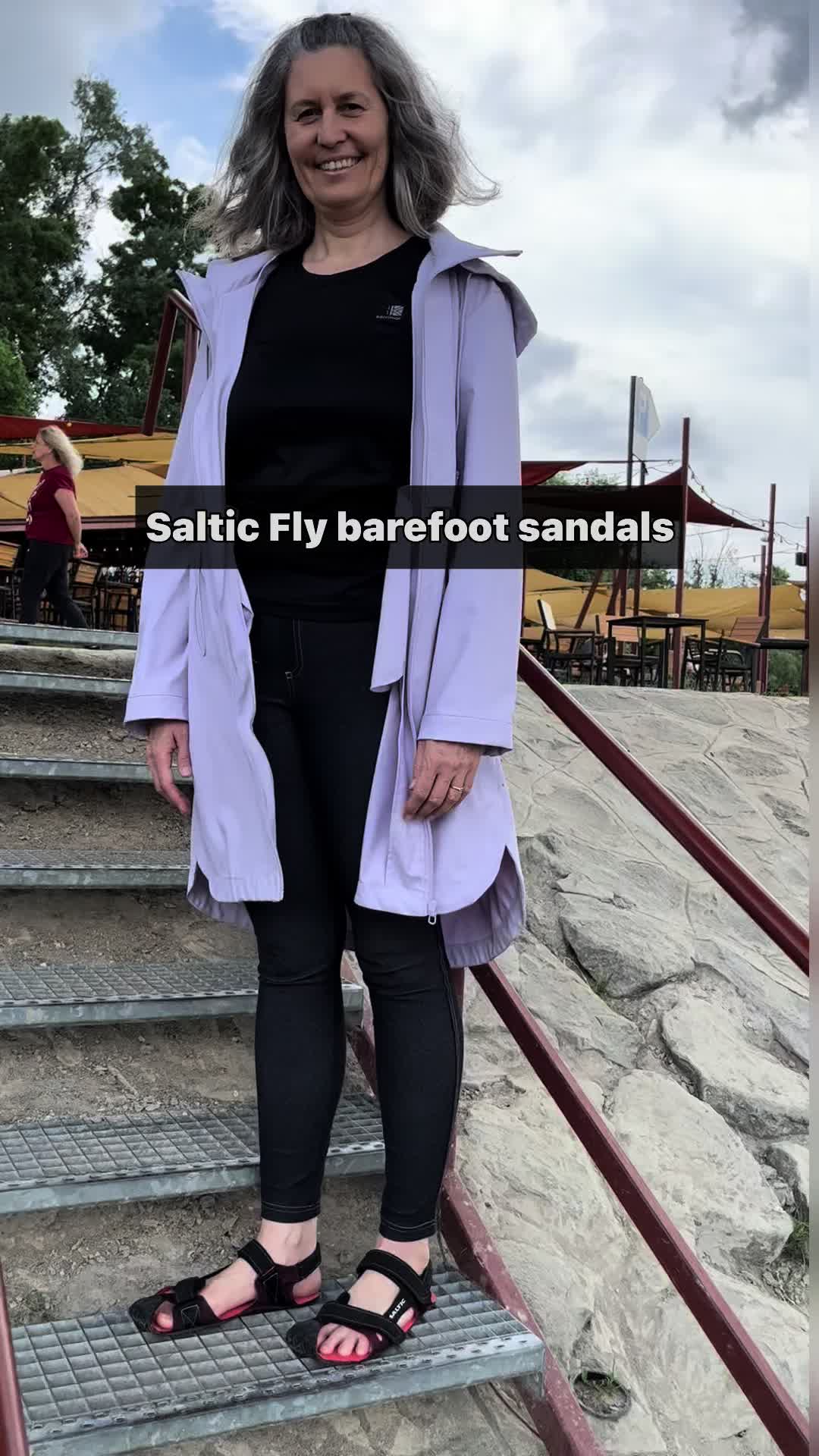 @Barefootbudapest