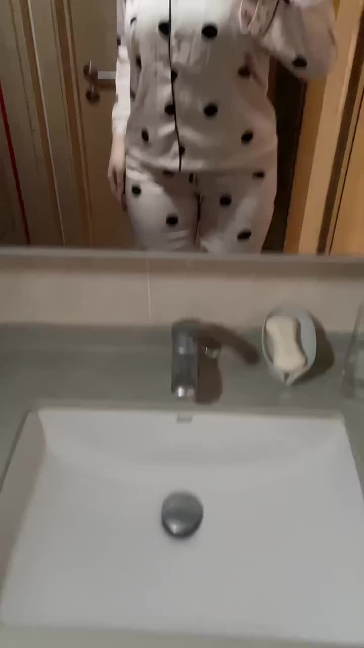 @Vera