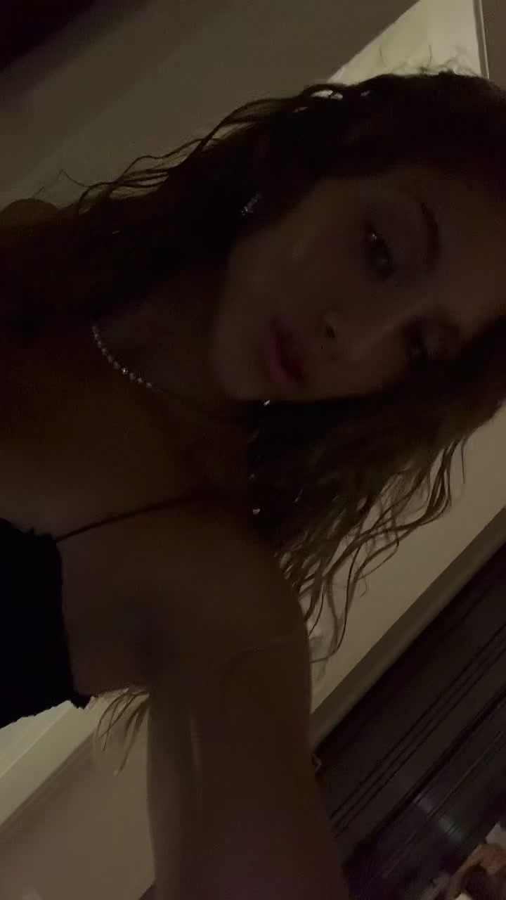 @Nikoliaa
