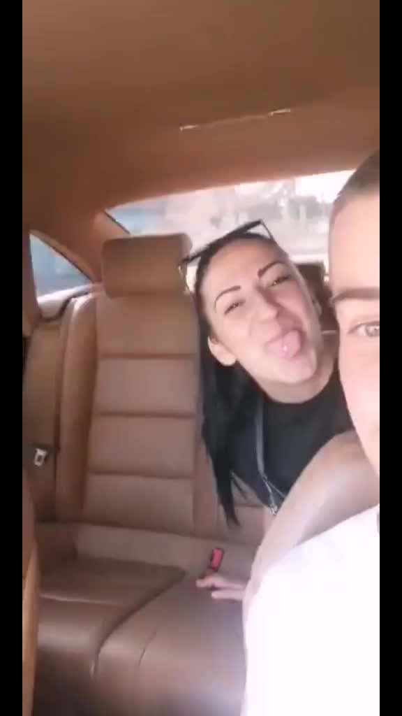 @Denííís