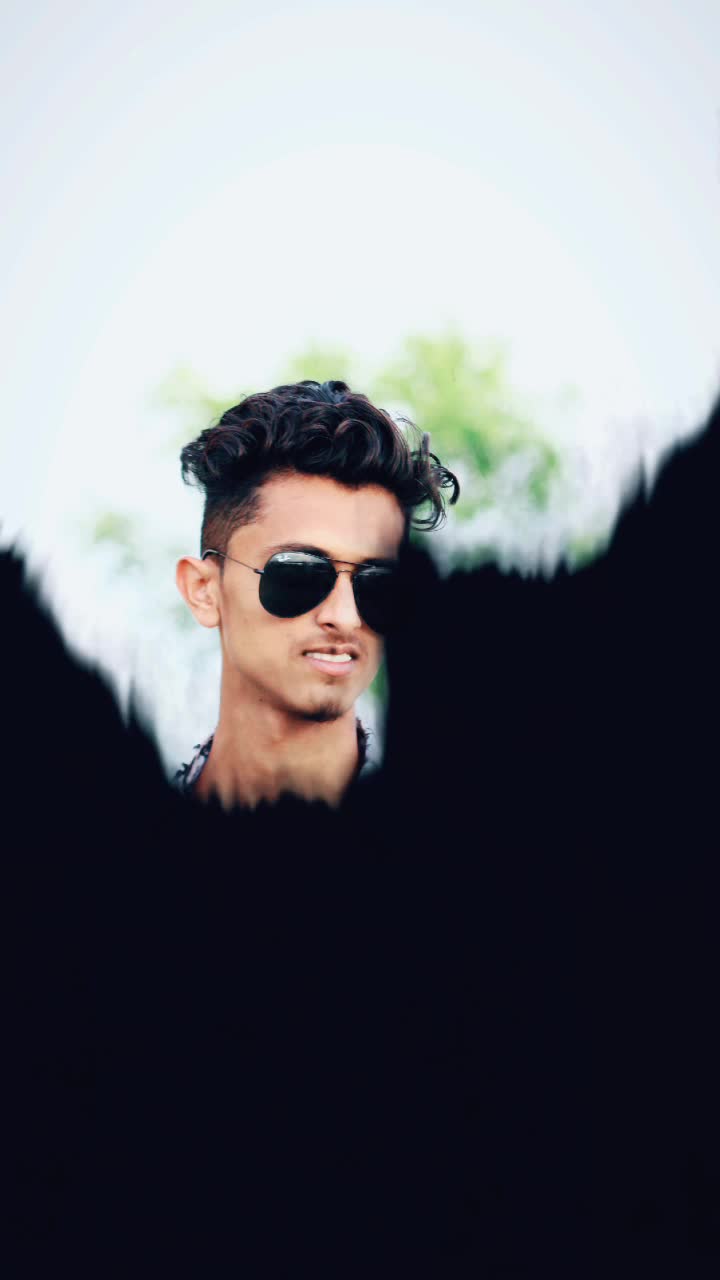 @🍁_Abhi.Bhukele_♠️