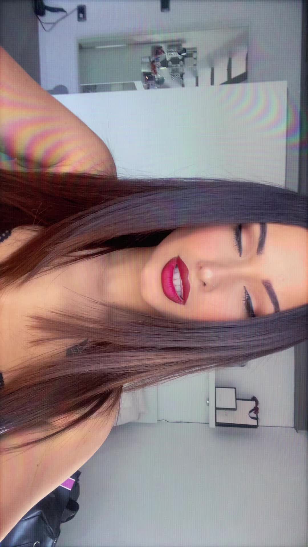 @👸🏻