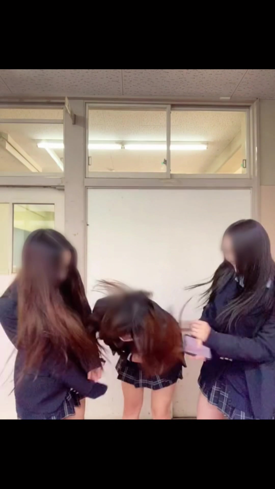 @ベベ
