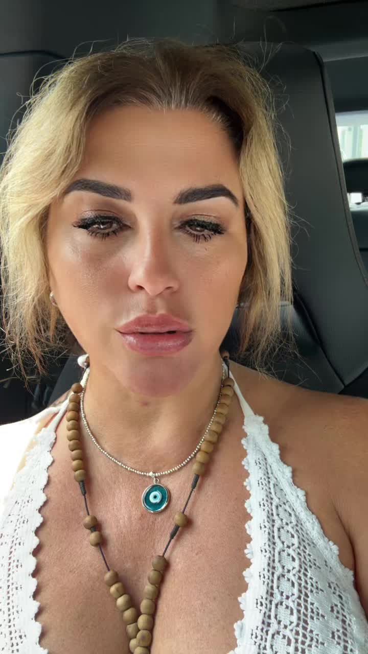 @Denia🦋🦋