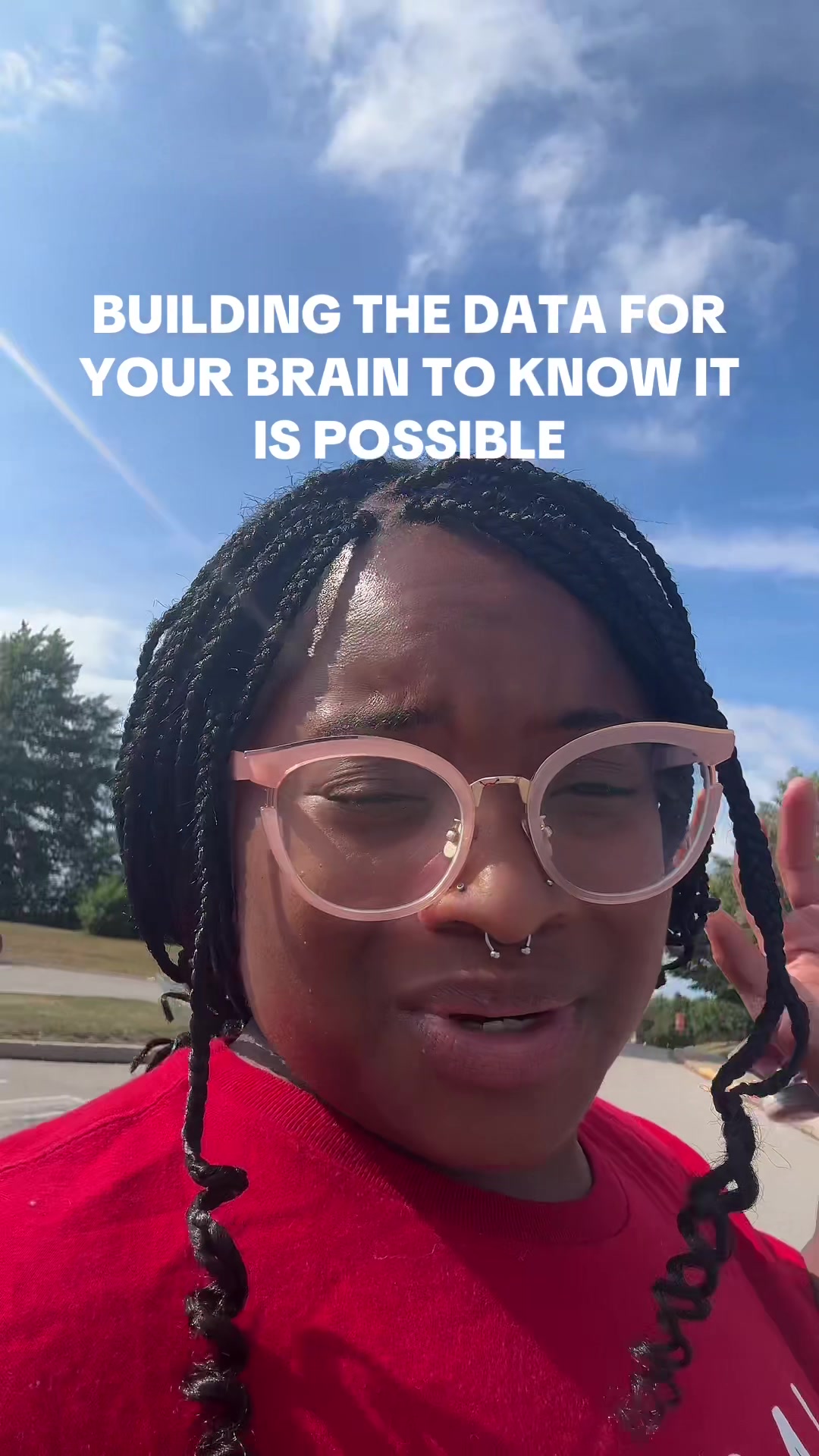 @E 🐝📚🐈🐾