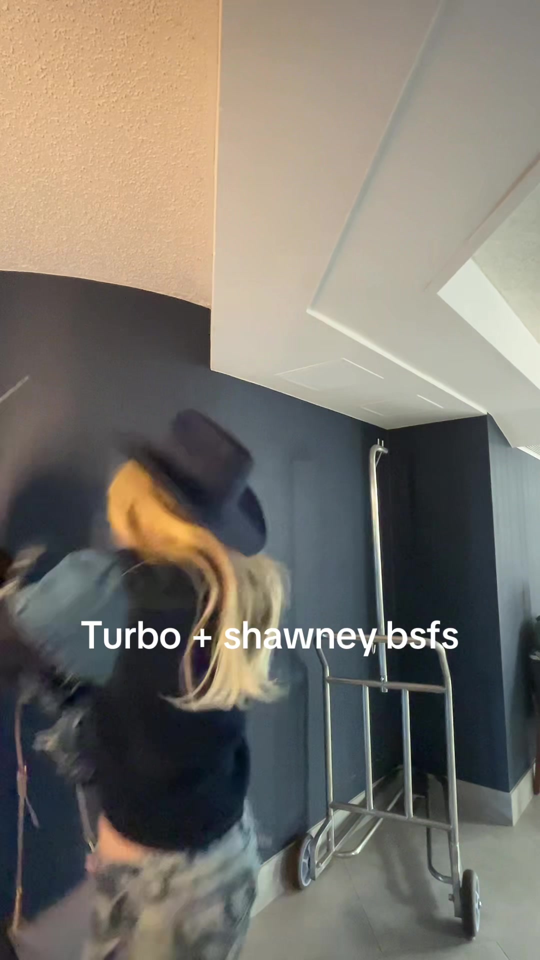 @ᴀʟʟɪᴇ (ᴛᴜʀʙᴏꜱ ᴠᴇʀꜱɪᴏɴ) ᐟ🛸🛴