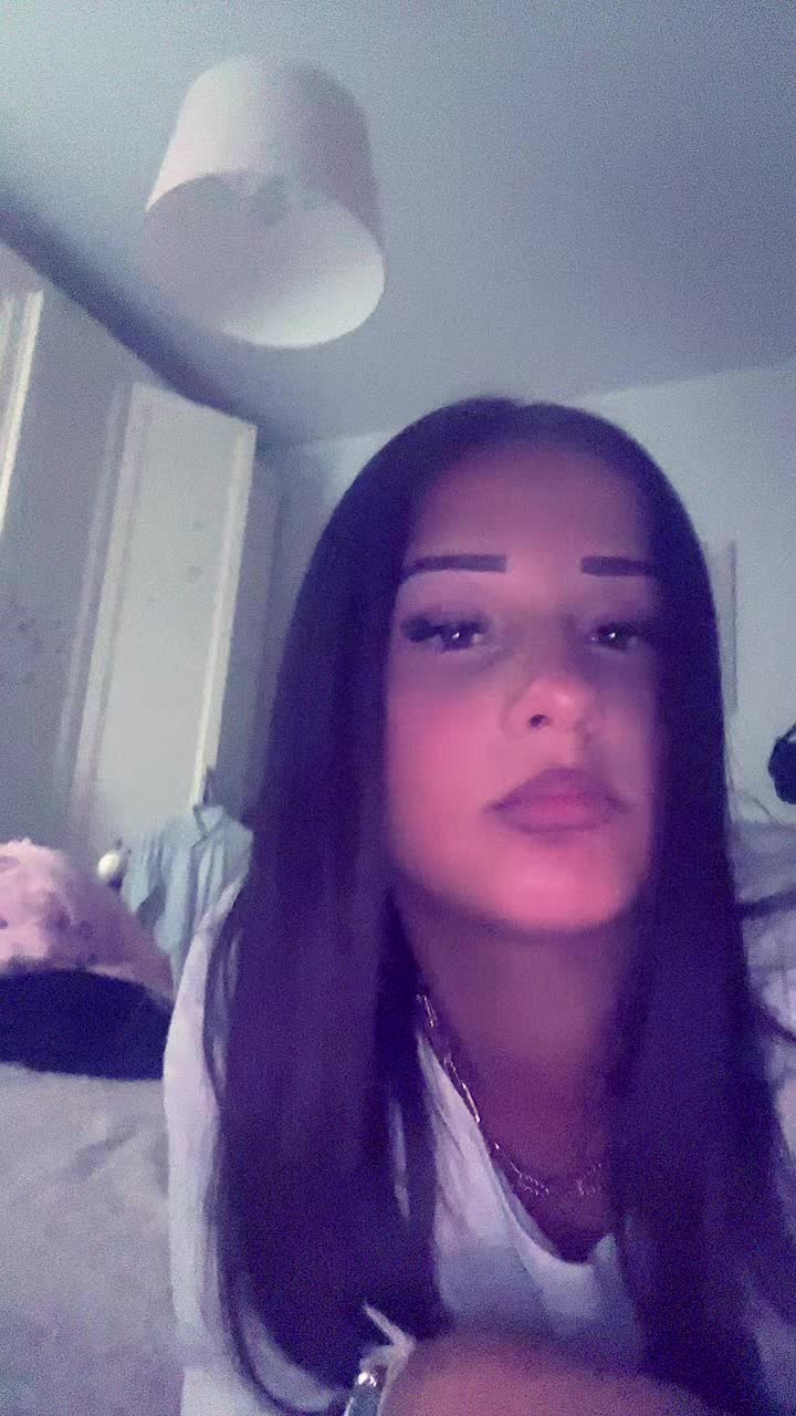 @Cami_013