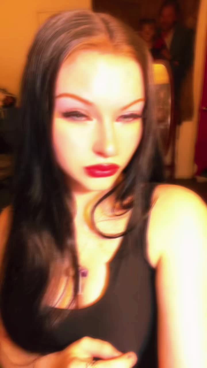 @Maddie🌙🥀⛈️