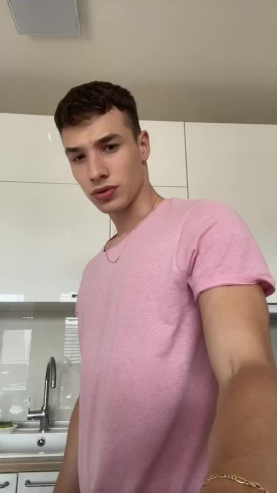 @Johnieoff