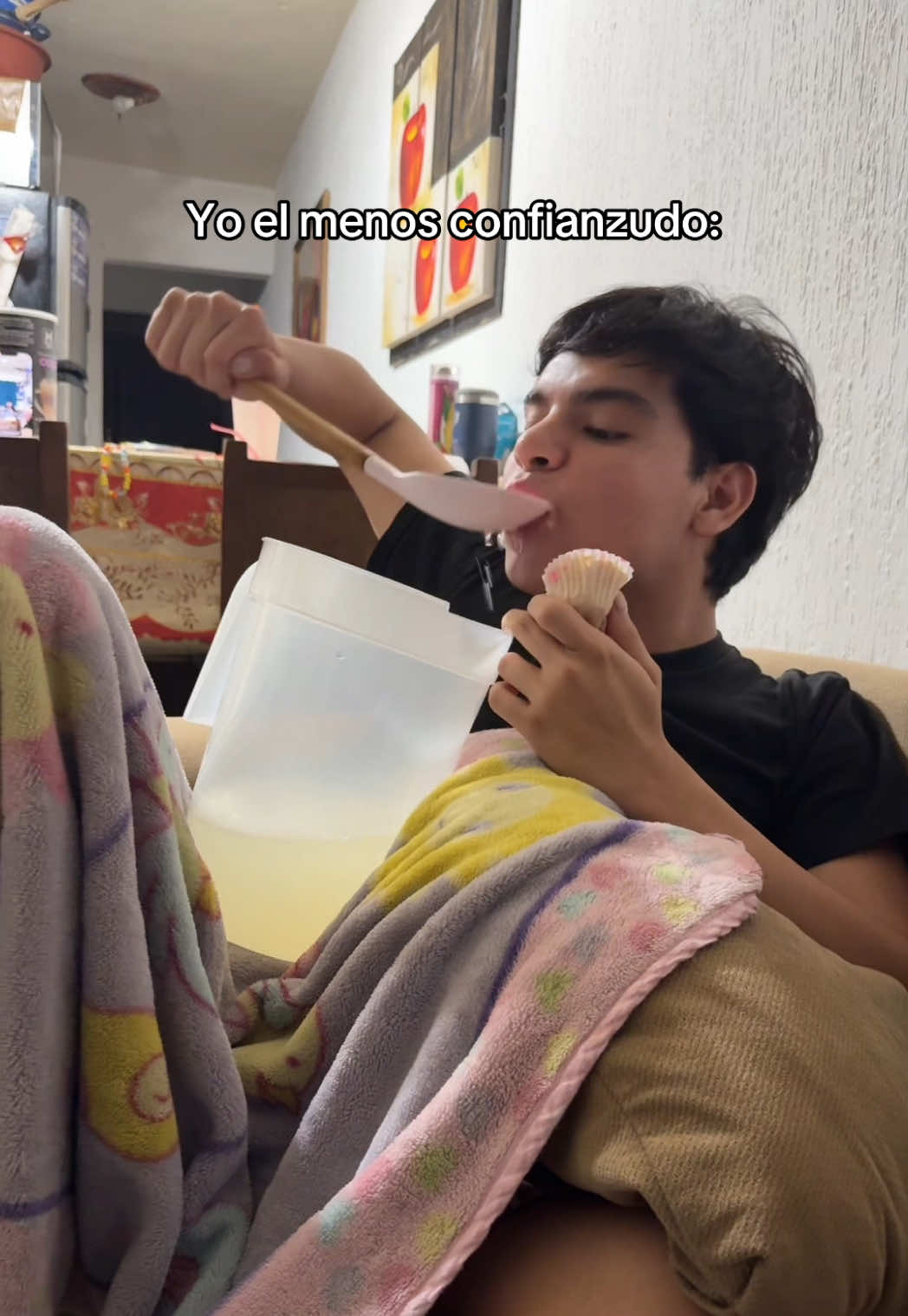 @Hombra