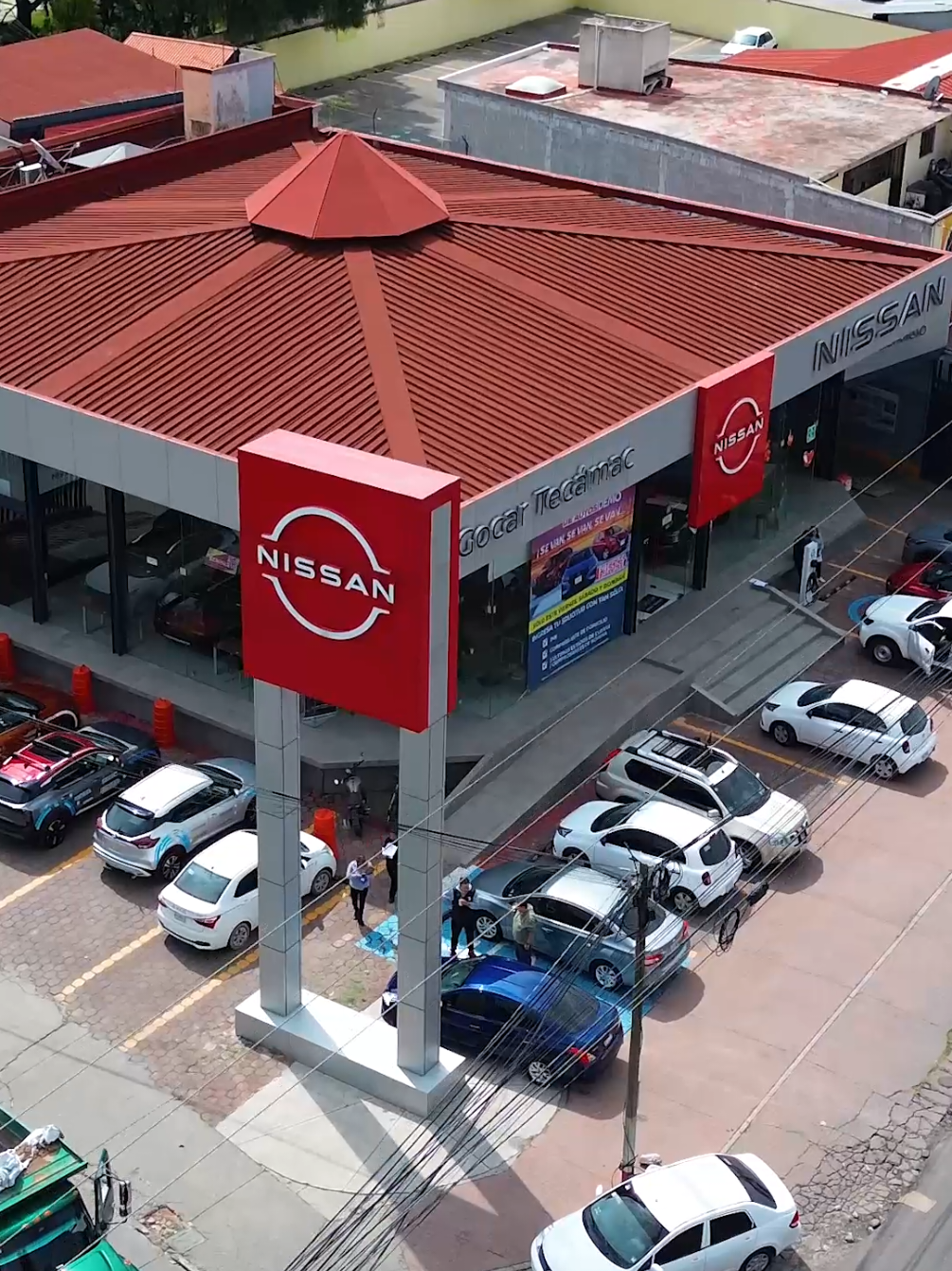 @Nissan Tec&aacute;mac