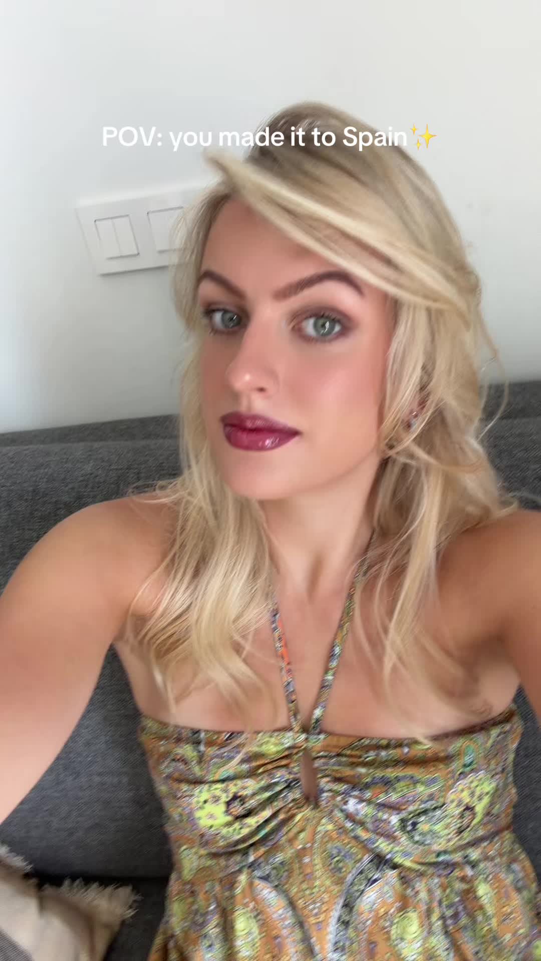 @arinamarie